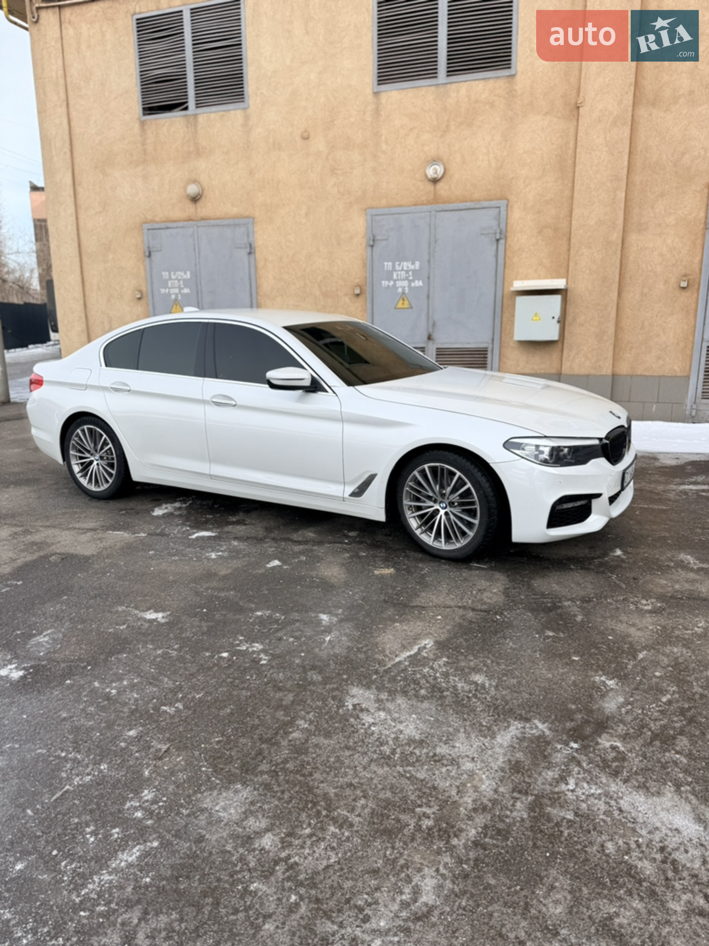 2017 BMW 5er - мініатюра 3