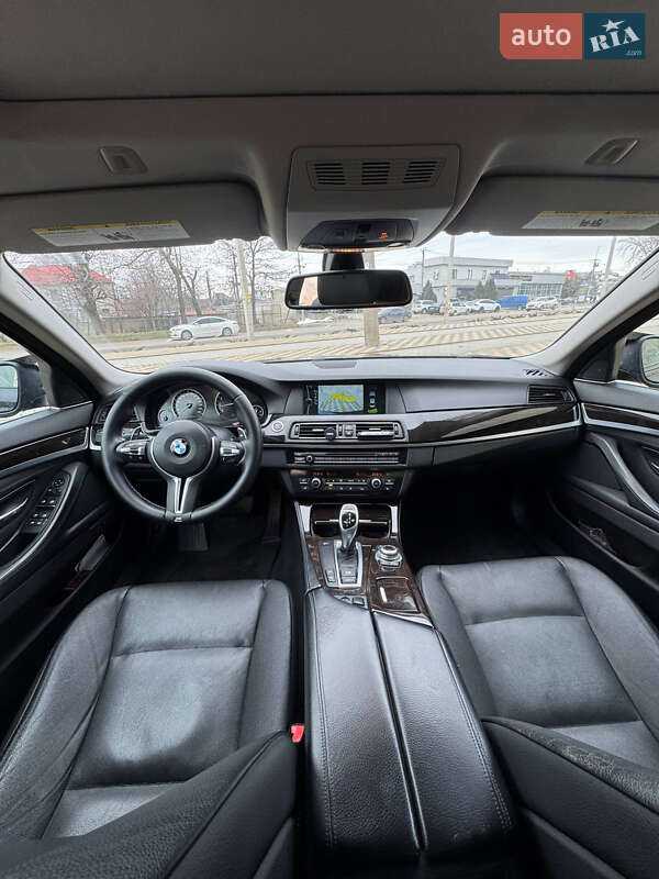 Седан BMW 5 Series 2010 в Одессе