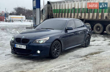 Седан BMW 5 Series 2004 в Нетішині