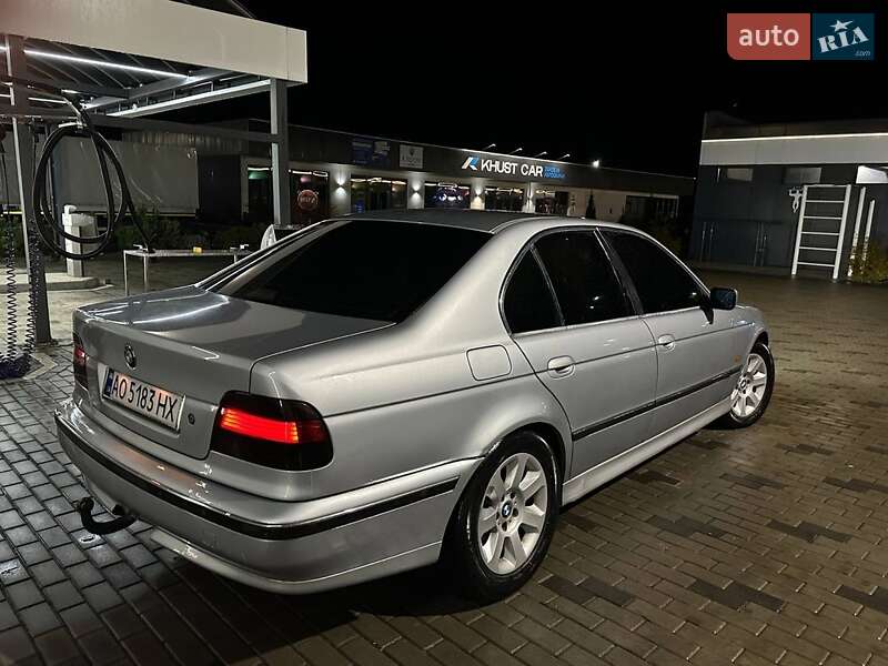 BMW 5 Series 1998