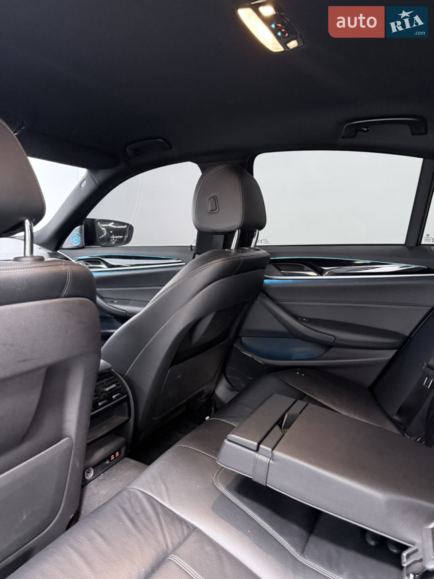 2020 BMW 5er - мініатюра 18