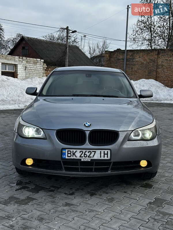 BMW 5 Series 2004