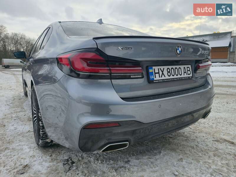 Седан BMW 5 Series 2017 в Хмельницком
