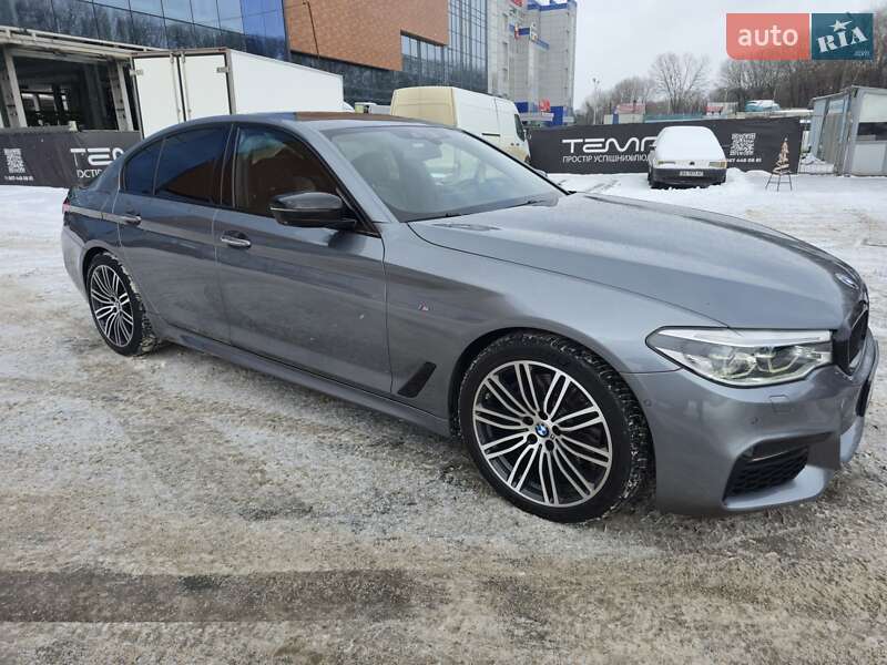 Седан BMW 5 Series 2017 в Хмельницком