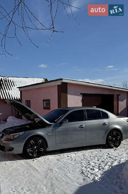 Седан BMW 5 Series 2003 в Ровно