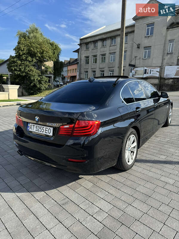 Седан BMW 5 Series 2014 в Снятине