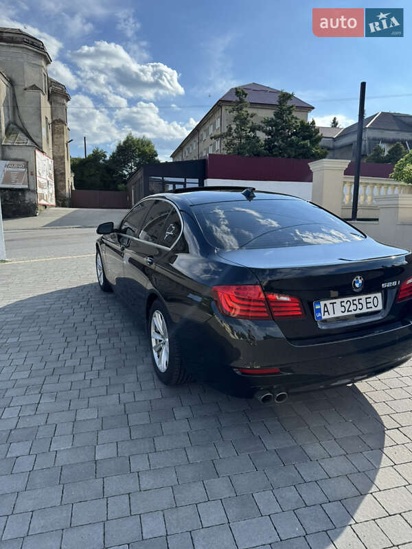 Седан BMW 5 Series 2014 в Снятине
