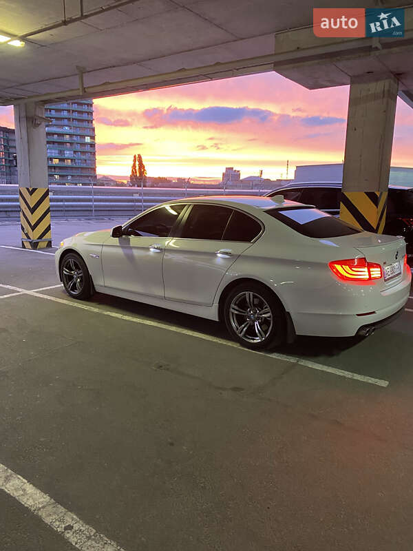 BMW 5 Series 2010