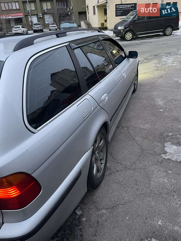 Универсал BMW 5 Series 2001 в Киеве