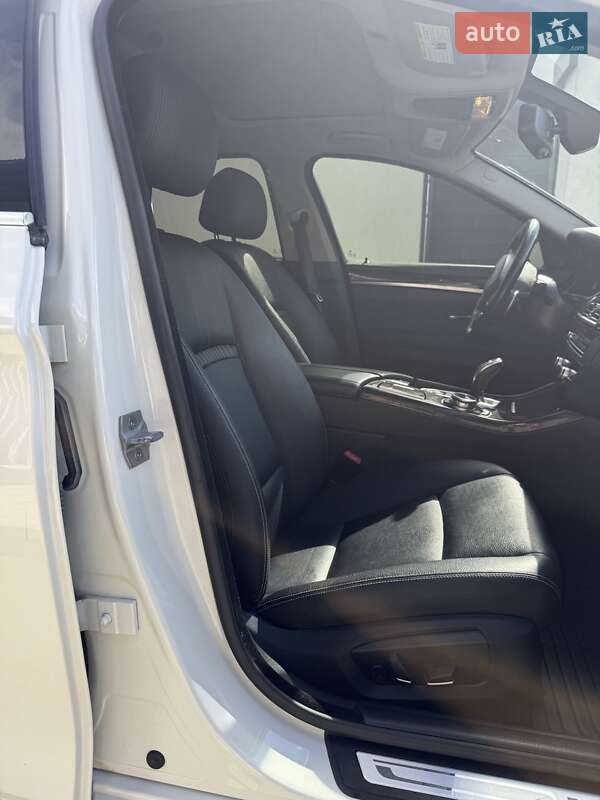 Седан BMW 5 Series 2014 в Кропивницком
