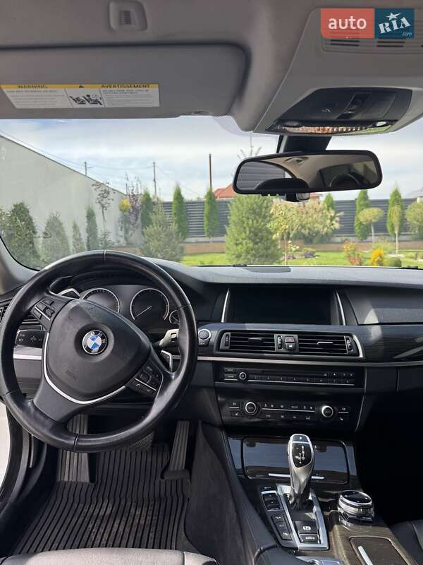 Седан BMW 5 Series 2014 в Кропивницком