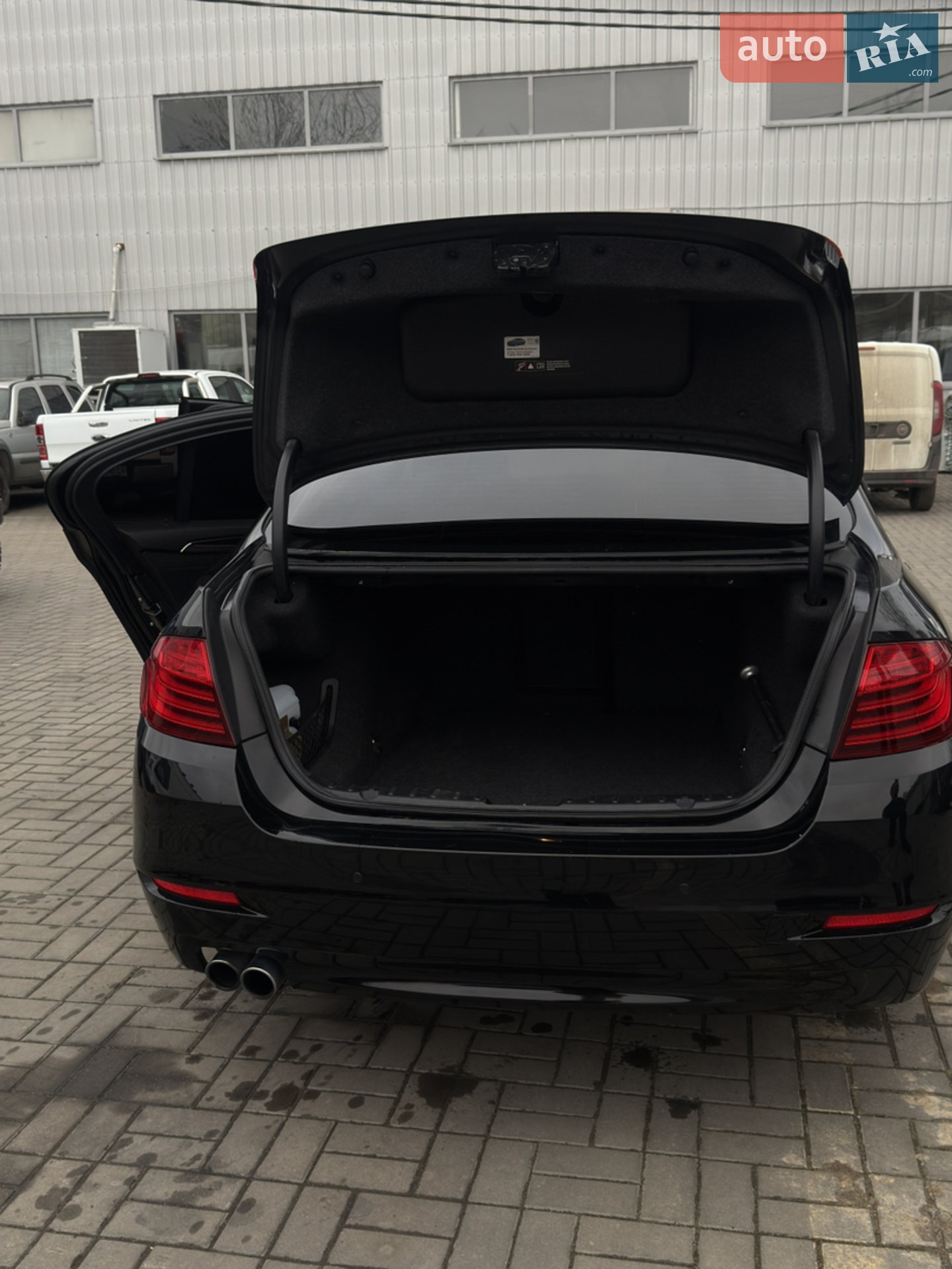 BMW 5 Series 2014 VIN WBA5A5C50ED506478 фото оголошення 6 з 11