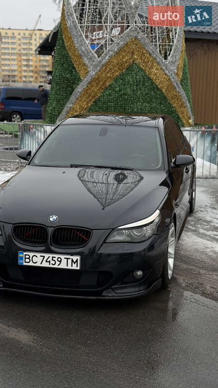 Седан BMW 5 Series 2003 в Киеве