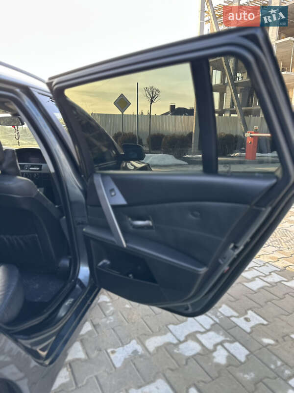 Универсал BMW 5 Series 2005 в Городке
