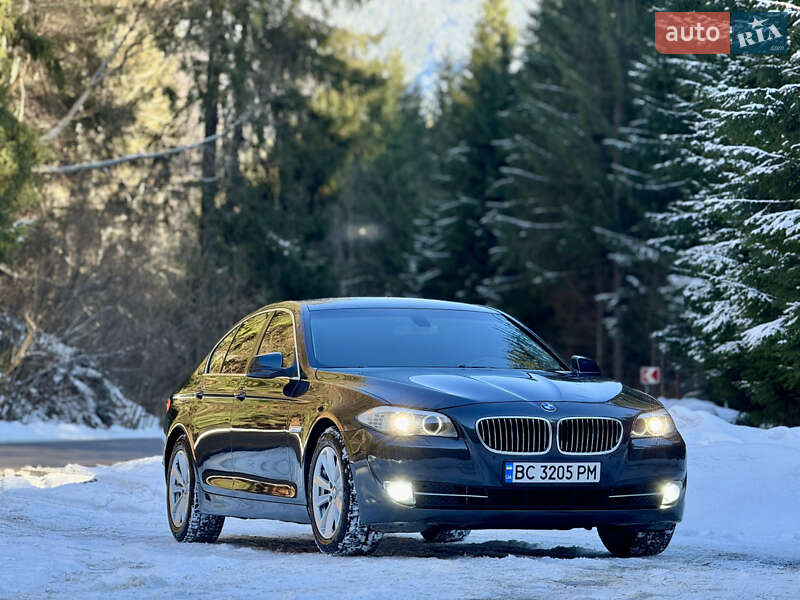 Седан BMW 5 Series 2012 в Межгорье фото 10 Седан BMW 5 Series 2012 в Межгорье