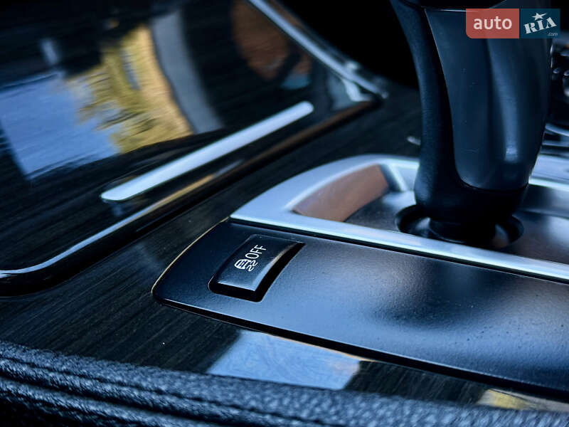 Седан BMW 5 Series 2012 в Межгорье фото 71 Седан BMW 5 Series 2012 в Межгорье