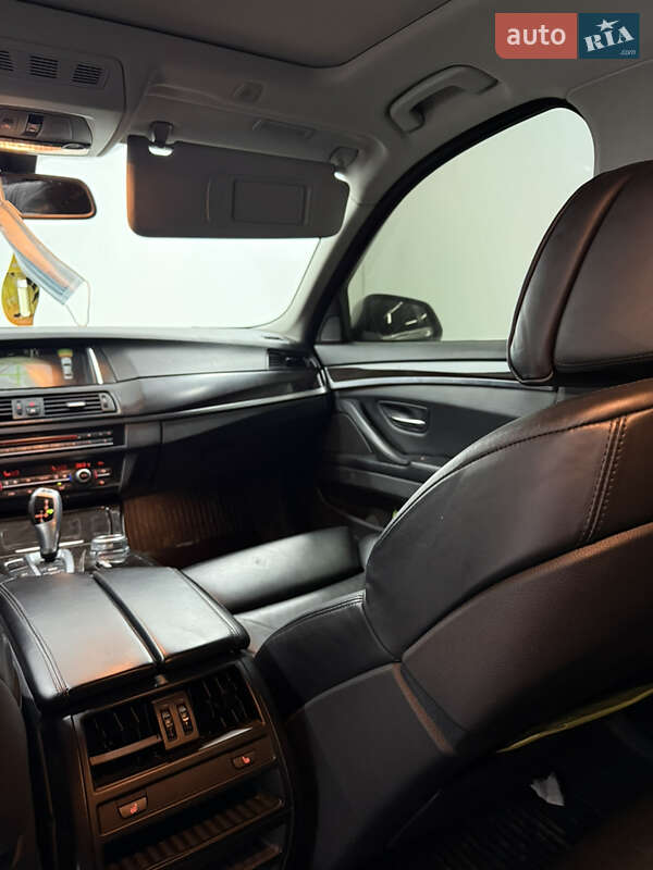 Седан BMW 5 Series 2014 в Одессе