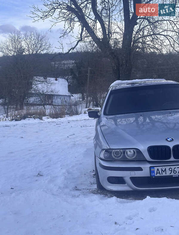 Седан BMW 5 Series 1998 в Надворной