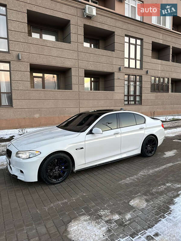 Седан BMW 5 Series 2011 в Одессе