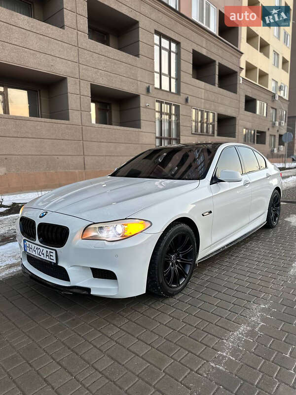 Седан BMW 5 Series 2011 в Одессе