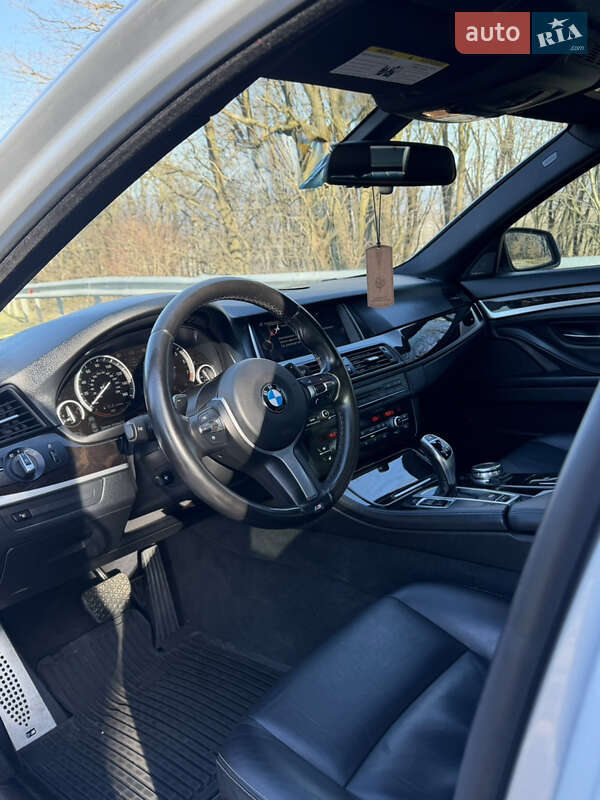 Седан BMW 5 Series 2015 в Виноградове