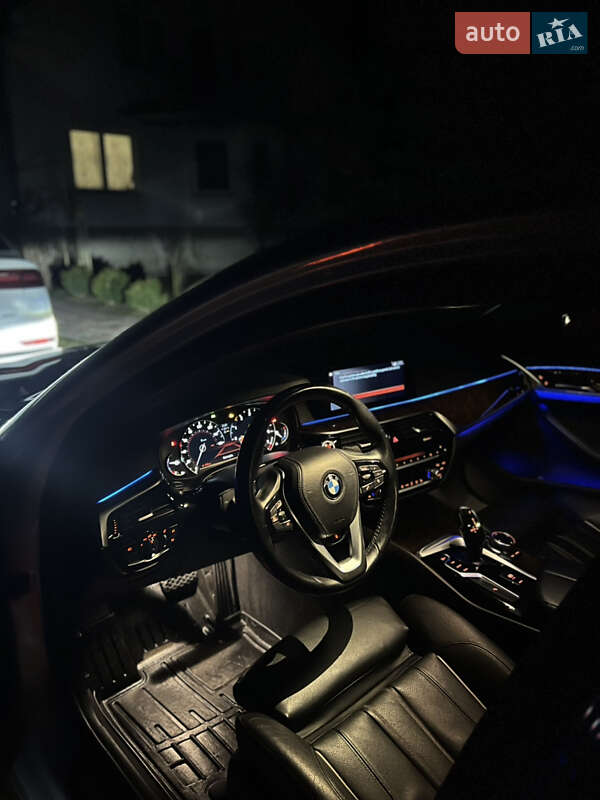 Седан BMW 5 Series 2017 в Львове