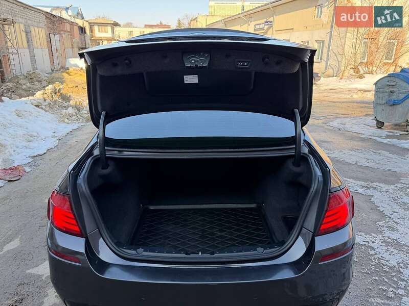 Седан BMW 5 Series 2013 в Тернополе