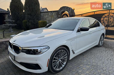 Седан BMW 5 Series 2019 в Винниках