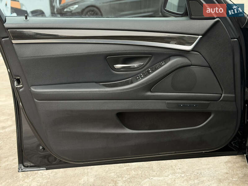 Седан BMW 5 Series 2013 в Житомире