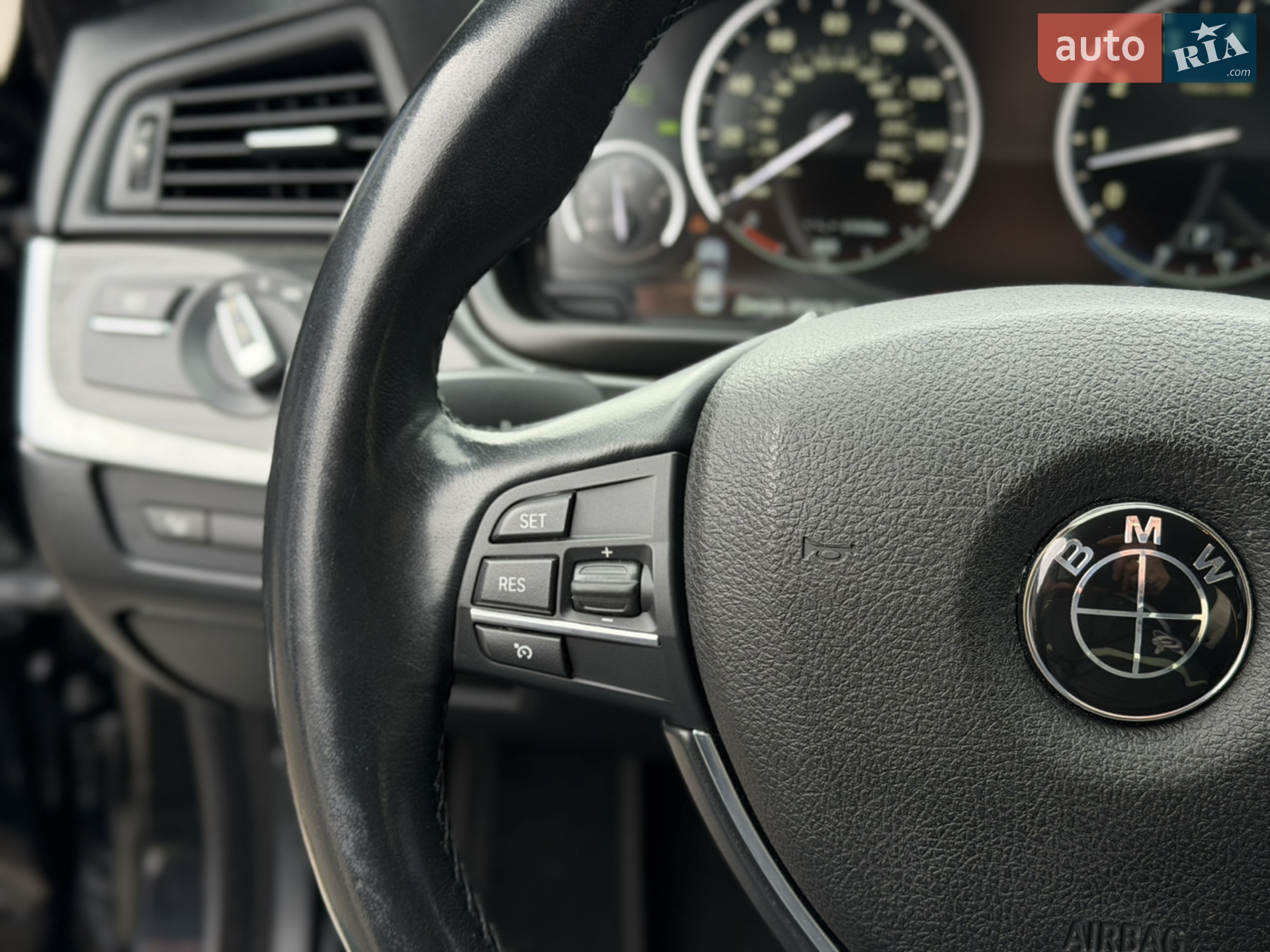 2013 BMW 5er - мініатюра 35