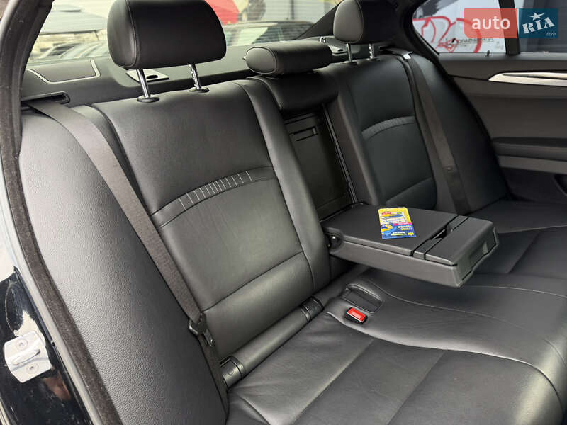 Седан BMW 5 Series 2013 в Житомире