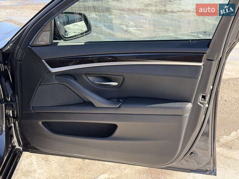 Седан BMW 5 Series 2016 в Житомире фото 29 Седан BMW 5 Series 2016 в Житомире