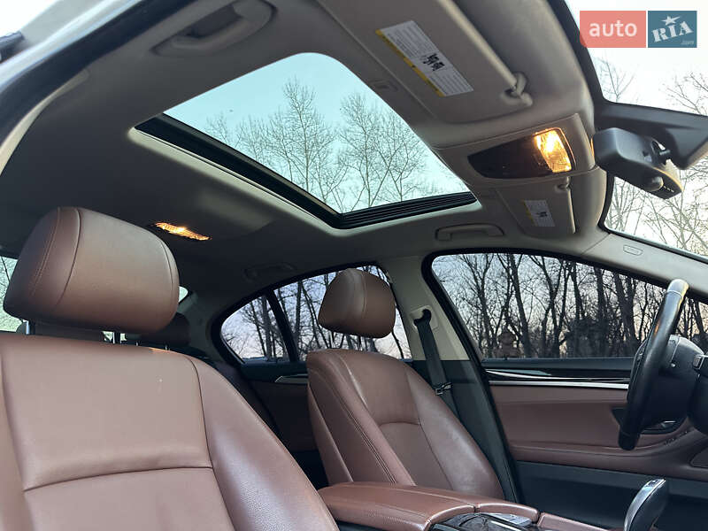 Седан BMW 5 Series 2013 в Днепре