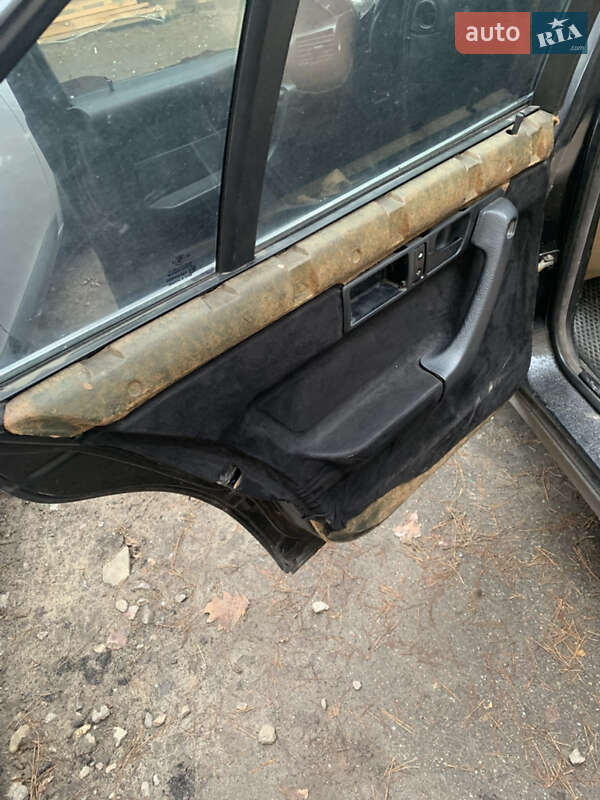 Седан BMW 5 Series 1992 в Вышгороде фото 9 Седан BMW 5 Series 1992 в Вышгороде