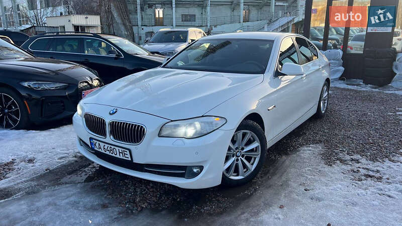 BMW 5 Series 2011