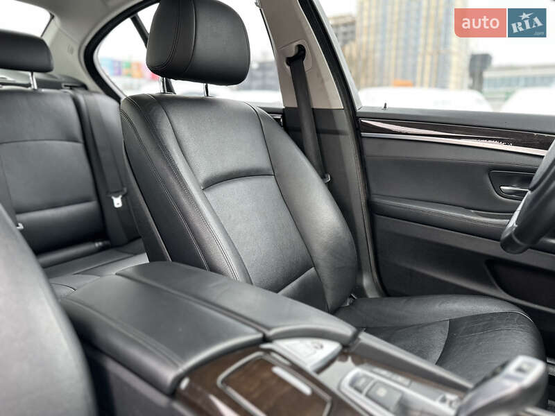 Седан BMW 5 Series 2014 в Луцке