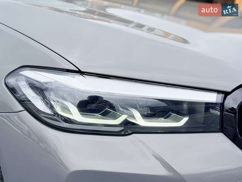 Седан BMW 5 Series 2022 в Киеве