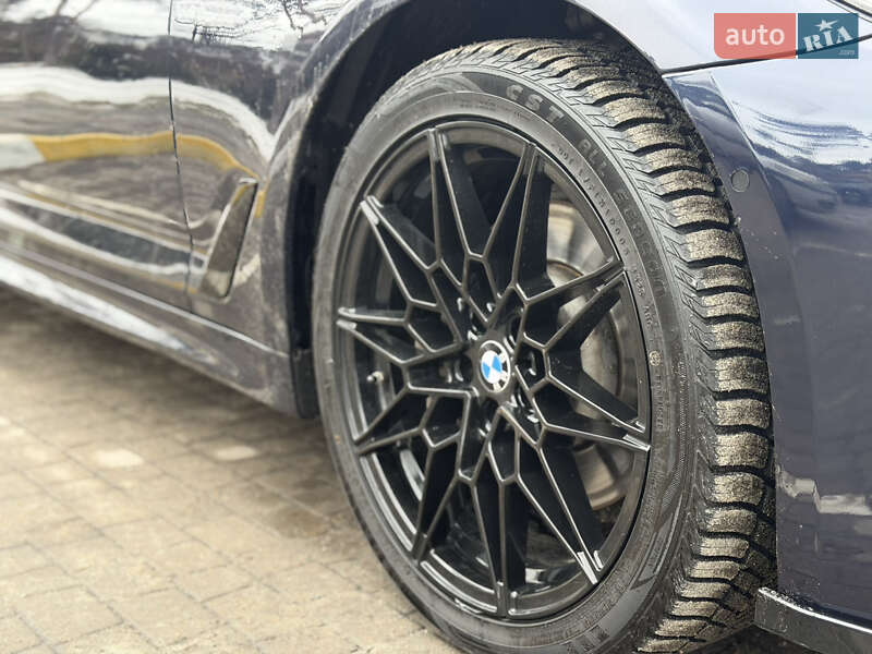 Седан BMW 5 Series 2018 в Киеве