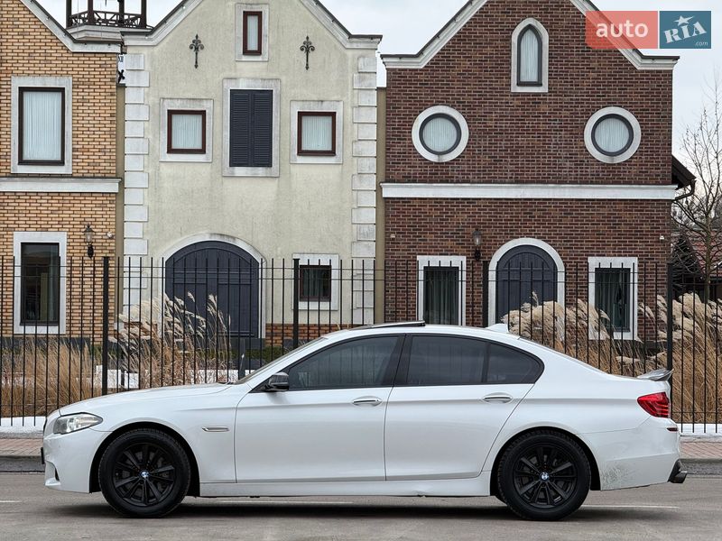 Седан BMW 5 Series 2015 в Киеве