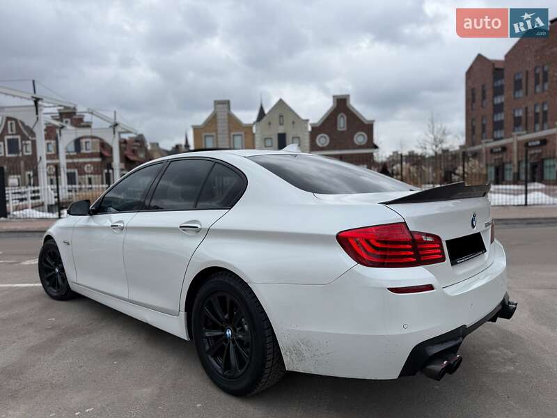 Седан BMW 5 Series 2015 в Киеве