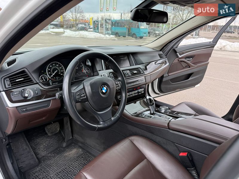 Седан BMW 5 Series 2015 в Киеве