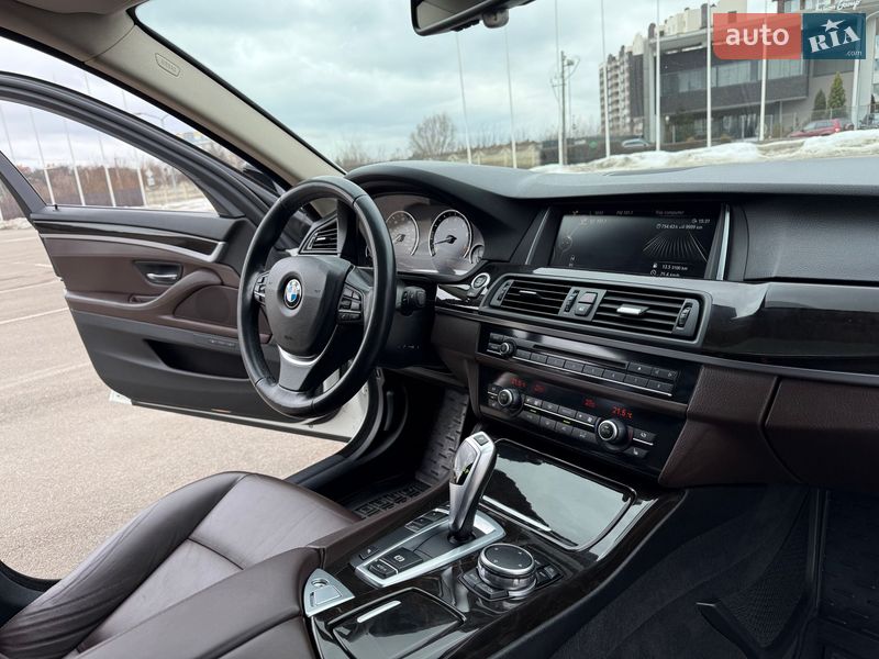 Седан BMW 5 Series 2015 в Киеве