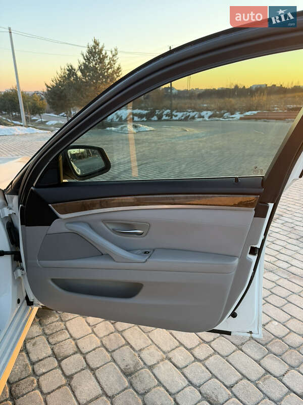 Седан BMW 5 Series 2011 в Львове фото 22 Седан BMW 5 Series 2011 в Львове