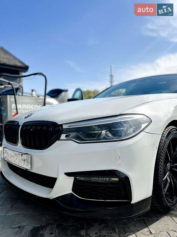 Седан BMW 5 Series 2017 в Ровно фото 45 Седан BMW 5 Series 2017 в Ровно