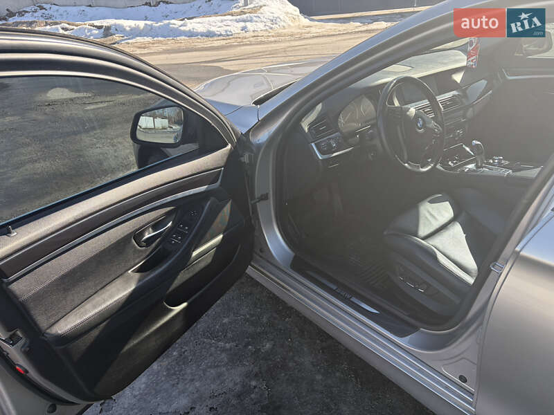 Седан BMW 5 Series 2011 в Буче