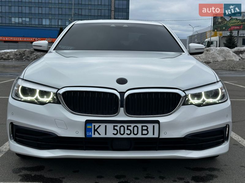 Седан BMW 5 Series 2019 в Киеве