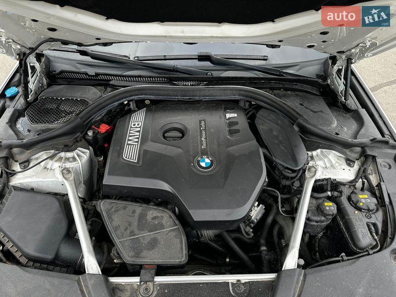 Седан BMW 5 Series 2019 в Киеве