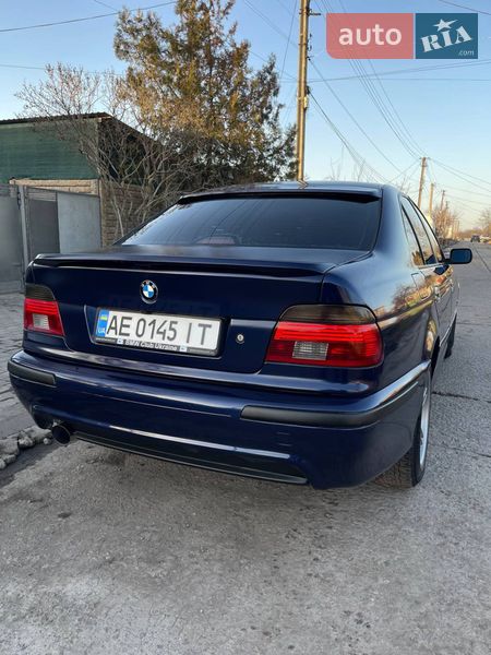 Седан BMW 5 Series 1998 в Новомосковске