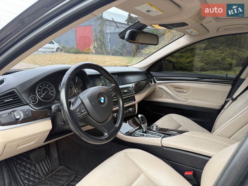 Седан BMW 5 Series 2012 в Днепре