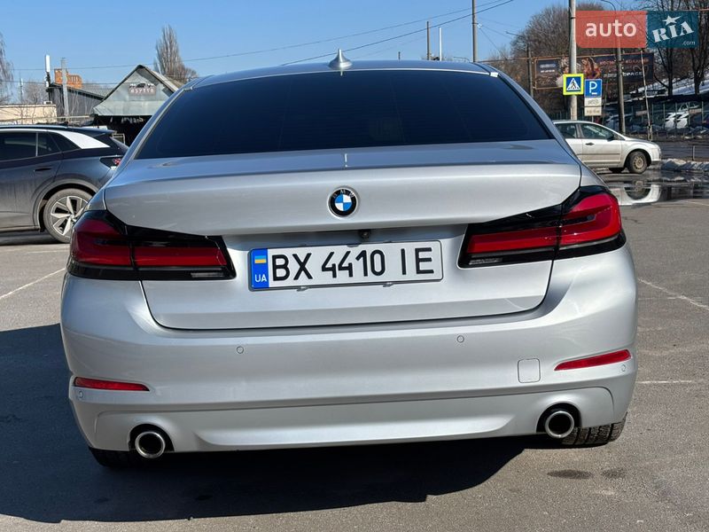 Седан BMW 5 Series 2017 в Хмельницком